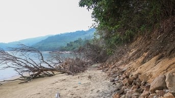 Khẩn trương có biện pháp bảo vệ di tích Trạm Nam Chơn