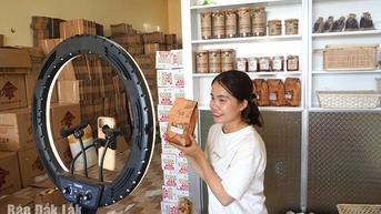 “Bắt nhịp” với quảng cáo thời 4.0