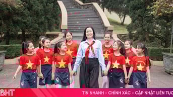 Hà Tĩnh có 1 giáo viên đạt giải thưởng “Cánh én hồng” năm 2025