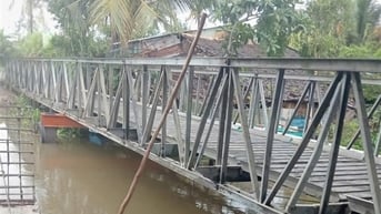 Chủ phương tiện khắc phục xong cầu bị sập do tài xế gây ra