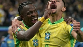 Brazil thắng chật vật Paraguay, lập kỷ lục dự đủ 23 VCK World Cup