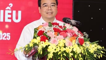 Tôn vinh 100 người hiến máu tình nguyện tiêu biểu