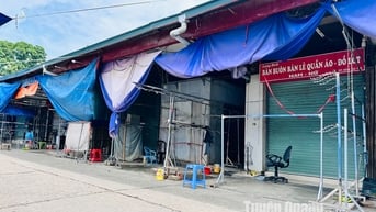 Nhiều hộ kinh doanh đóng cửa bất thường