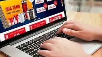 Sàn thương mại điện tử nộp thuế thay người bán hàng online từ 1/7