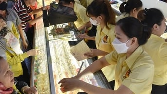 Giá vàng lên cao nhất trong nhiều ngày
