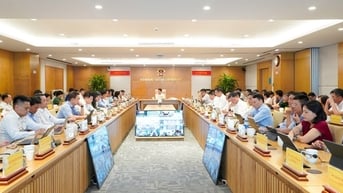 Bước ngoặt thể chế từ Trung ương tới địa phương