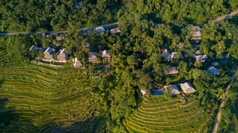 Bản làng ẩn mình trong thung lũng ở Thanh Hóa hút du khách tới trải nghiệm