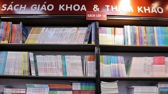 Điều chỉnh chương trình và sách giáo khoa liên quan đến sáp nhập tỉnh, thành