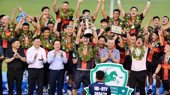 CLB Phù Đổng Ninh Bình vô địch giải Hạng nhất Quốc gia, giành suất thăng hạng V.League