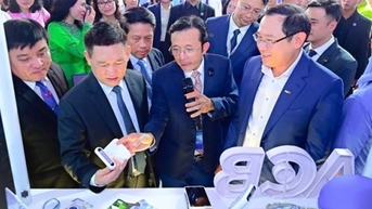 Người Việt thực hiện 5,5 tỷ giao dịch không dùng tiền mặt trong quý I/2025