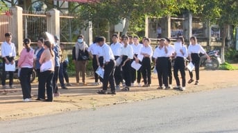 Hỗ trợ học sinh có hoàn cảnh khó khăn tham gia Kỳ thi tốt nghiệp THPT 2025