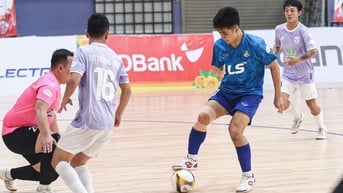 Thái Sơn Bắc thắng 7 bàn, tạm dẫn ngôi đầu