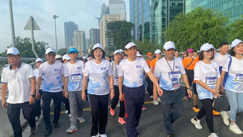 Gần 1.000 người làm báo tham gia giải chạy "Tự hào Thành phố tôi yêu"