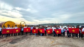 Đoàn công tác Nghệ An khảo sát biển và thăm cụm đảo vùng biển Đông Bắc