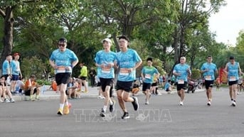 12.000 vận động viên tranh tài tại giải chạy VnExpress Marathon Quy Nhơn 2025