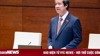 Bộ trưởng GD&ĐT: Sẽ có quy định mới về học phí 