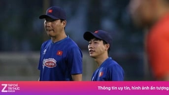 HLV Kim Sang-sik khen đối thủ của U23 Việt Nam