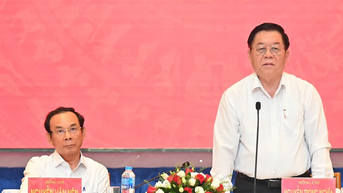 Trưởng Ban Tuyên giáo và Dân vận Trung ương: Các cơ quan báo chí dứt khoát phải đổi mới mạnh mẽ