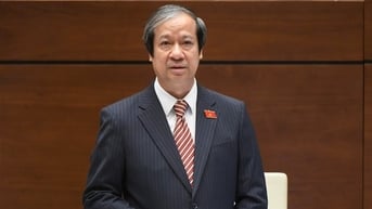 Bộ trưởng Giáo dục và Đào tạo: Kịp thời triển khai miễn, hỗ trợ học phí trong năm học này