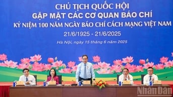 Chủ tịch Quốc hội Trần Thanh Mẫn gặp mặt các cơ quan báo chí