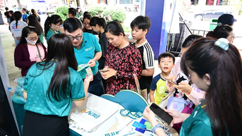 BIDV xuất hiện ấn tượng trong Ngày không tiền mặt 2025