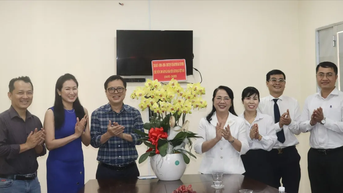 Chủ nhiệm Ủy ban Kiểm tra Thành ủy TPHCM thăm, chúc mừng cơ quan báo chí