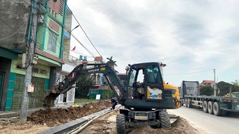 គណៈគ្រប់គ្រងគម្រោងវិនិយោគសំណង់ខេត្ត Hai Duong ទទួលបានក្រុមប្រឹក្សាថ្នាក់ស្រុកចំនួន ១២