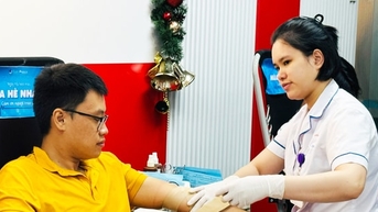 Gieo “mầm nhân ái” tới cộng đồng