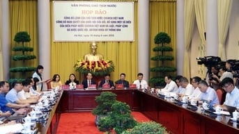 Công bố Lệnh của Chủ tịch nước về Nghị quyết sửa đổi, bổ sung một số điều của Hiến pháp