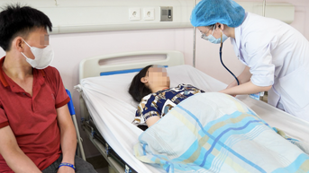Vụ gia đình vùng cao bị 'chặt chém' 4,9 triệu chuyến xe 22km: Bệnh nhi được điều trị miễn phí