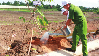 Lan tỏa lối sống xanh, nói không với rác thải nhựa