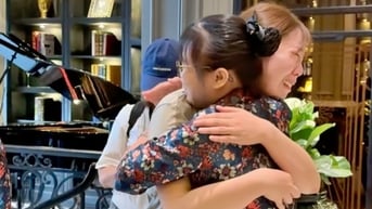 Mất hộ chiếu khi du lịch Việt Nam, vị khách Nhật bật khóc vì điều này
