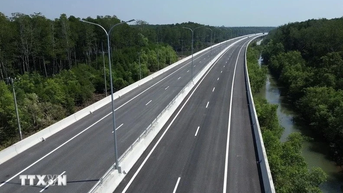 Tăng vốn điều lệ Tổng công ty Đầu tư phát triển đường cao tốc Việt Nam