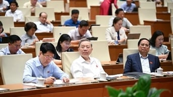Gỡ “nút thắt” thuế thu nhập cá nhân, khơi thông động lực thị trường nội địa