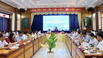 Chợ Mới báo cáo triển khai hạ tầng phục vụ hoạt động của 6 xã mới