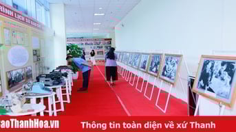 Triển lãm trưng bày hàng chục hiện vật gắn bó với các thế hệ người làm báo xứ Thanh