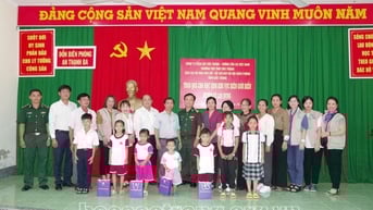 Câu lạc bộ Nhà báo nữ cùng hành trình kết nối an sinh xã hội