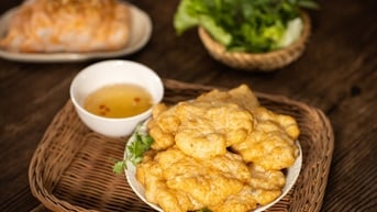 Chả mực - món ăn say lòng bên sóng nước Hạ Long