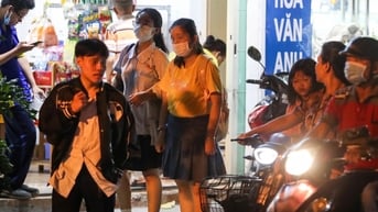 Góc khuất khi siết dạy thêm học thêm: Mong Bộ GD-ĐT đừng 'đánh trống bỏ dùi'