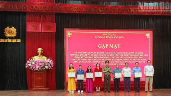 Công an Lạng Sơn chú trọng phối hợp tuyên truyền bảo đảm an ninh trật tự