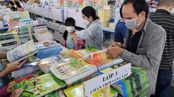 Hạn chế đến mức thấp nhất thay đổi sách giáo khoa