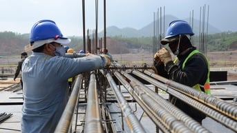 Giá thép hôm nay 18/6: Quặng sắt Đại Liên điều chỉnh...