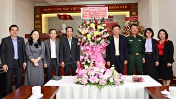 Các cơ quan, đơn vị chúc mừng Báo Lâm Đồng nhân kỷ niệm 100 năm Ngày Báo chí Cách mạng Việt Nam