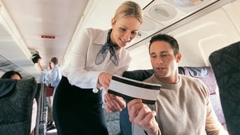 Vì sao không nên tự đổi chỗ trên máy bay?