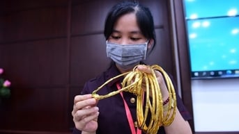 Hóa giải rủi ro cho doanh nghiệp vàng trang sức