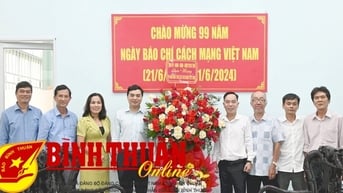 Vững bước đi lên cùng đất nước