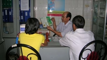 Loãng xương mối nguy thầm lặng ở người nhiễm HIV