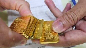 Giá vàng miếng SJC gây bất ngờ trên thị trường tự do
