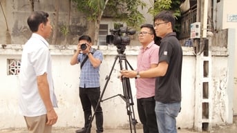 Cảm nhận về bài thơ - ca khúc "Nghề báo"