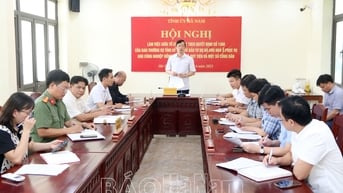 Tổ công tác 1360 của Ban Thường vụ Tỉnh ủy làm việc với chủ đầu tư Dự án khu nhà ở phục vụ KCN Đồng Văn